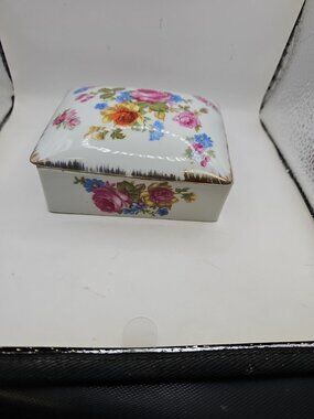 Vtg trinket box FERN JAPAN hand painted FLORAL porcelain  GOLD GILT EDGING